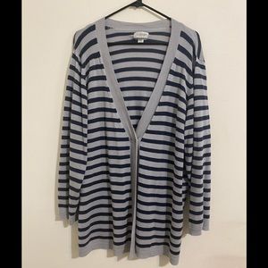 Navy and gray Avenue sweater